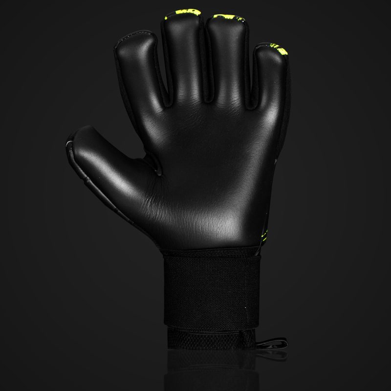 Firefly Modern Goalkeeping Gloves SOCCER MAX PRO