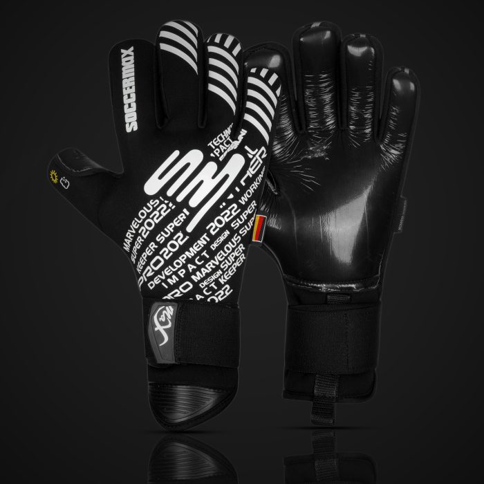 pro-marvelous-goalkeeper-gloves-white-color-001