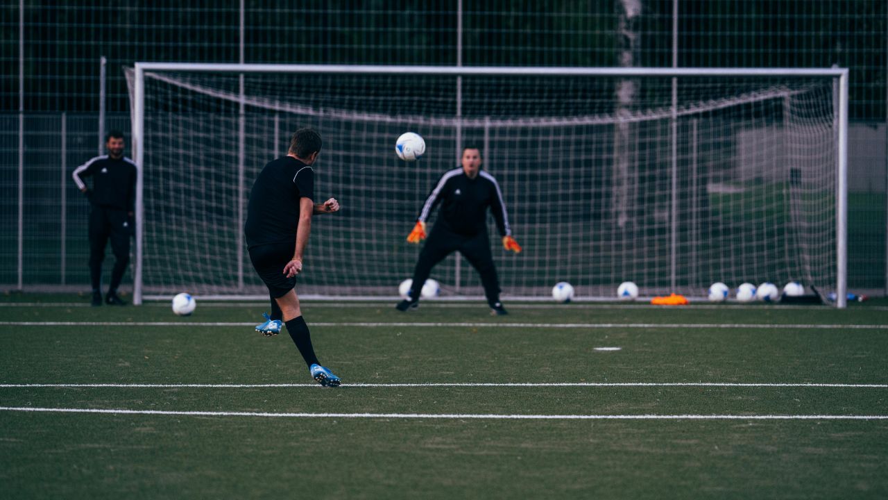 perfect soccer goalkeeper gloves